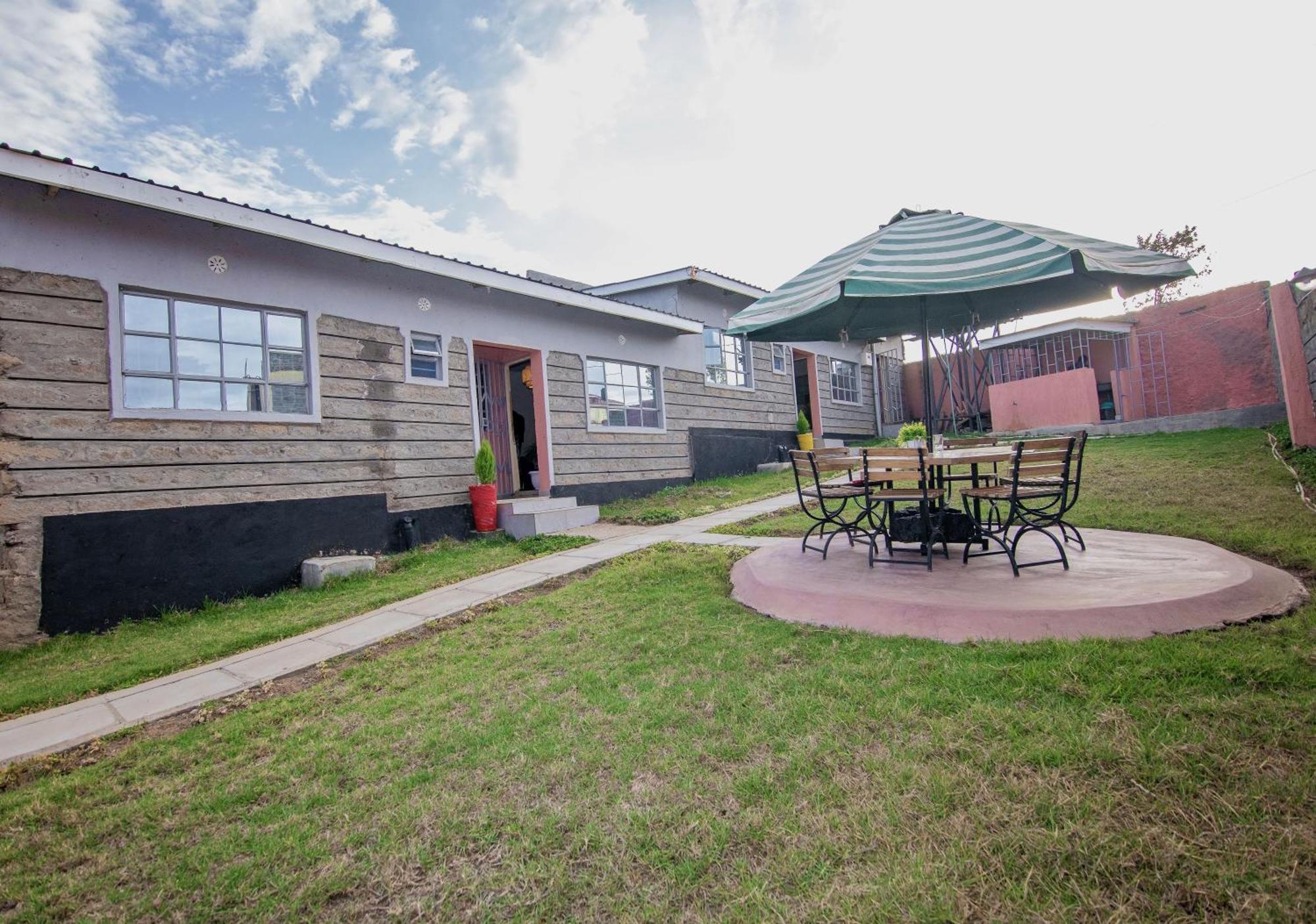 Ebony Mara - Green House Appartement Narok Buitenkant foto