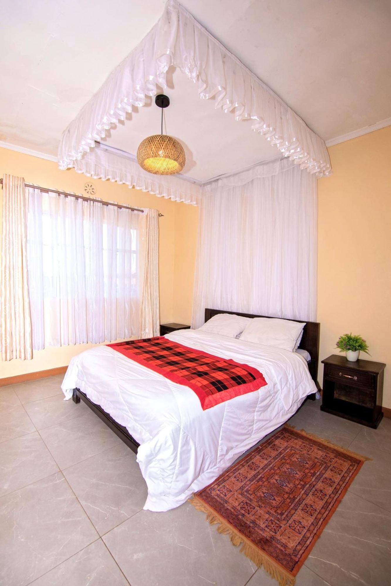 Ebony Mara - Green House Appartement Narok Buitenkant foto